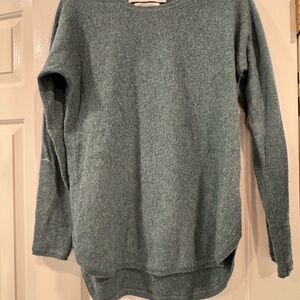 Max Studio Soft Green Crew Neck Sweater